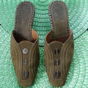 TSONGA Olive Kitten Heel Mules Slip-ons
